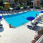 Caravelle 4*