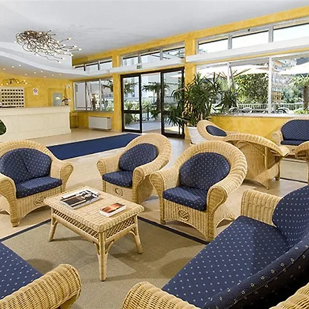 Caravelle Hotel Cattolica