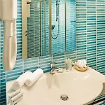 Caravelle Hotel