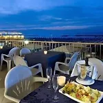 Caravelle Hotel Cattolica