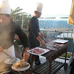 Caravelle Hotel 4*