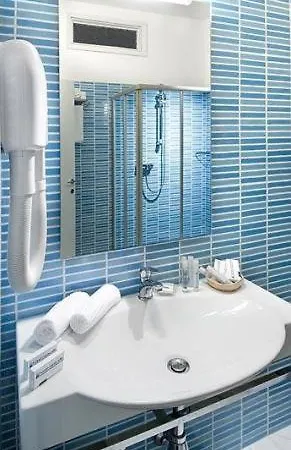 Caravelle Hotel