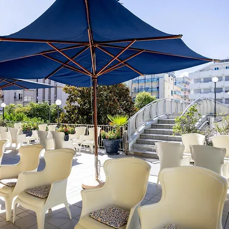 Hotel Caravelle