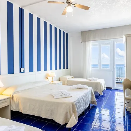 Caravelle Hotel Cattolica