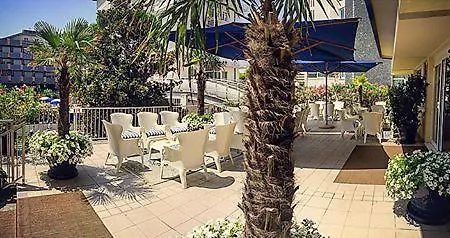Caravelle Hotel