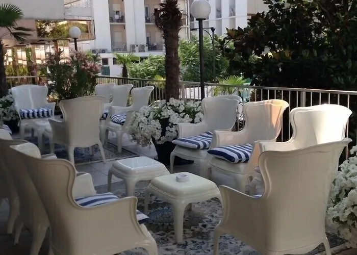 Caravelle فندق