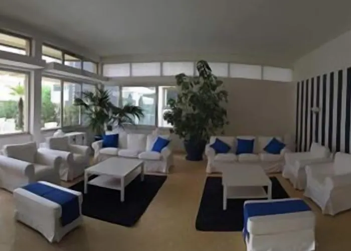 Hotel Caravelle 4*