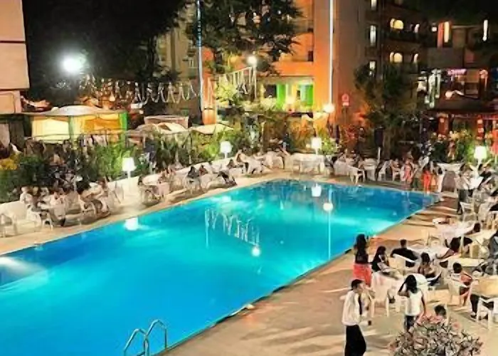 Caravelle فندق